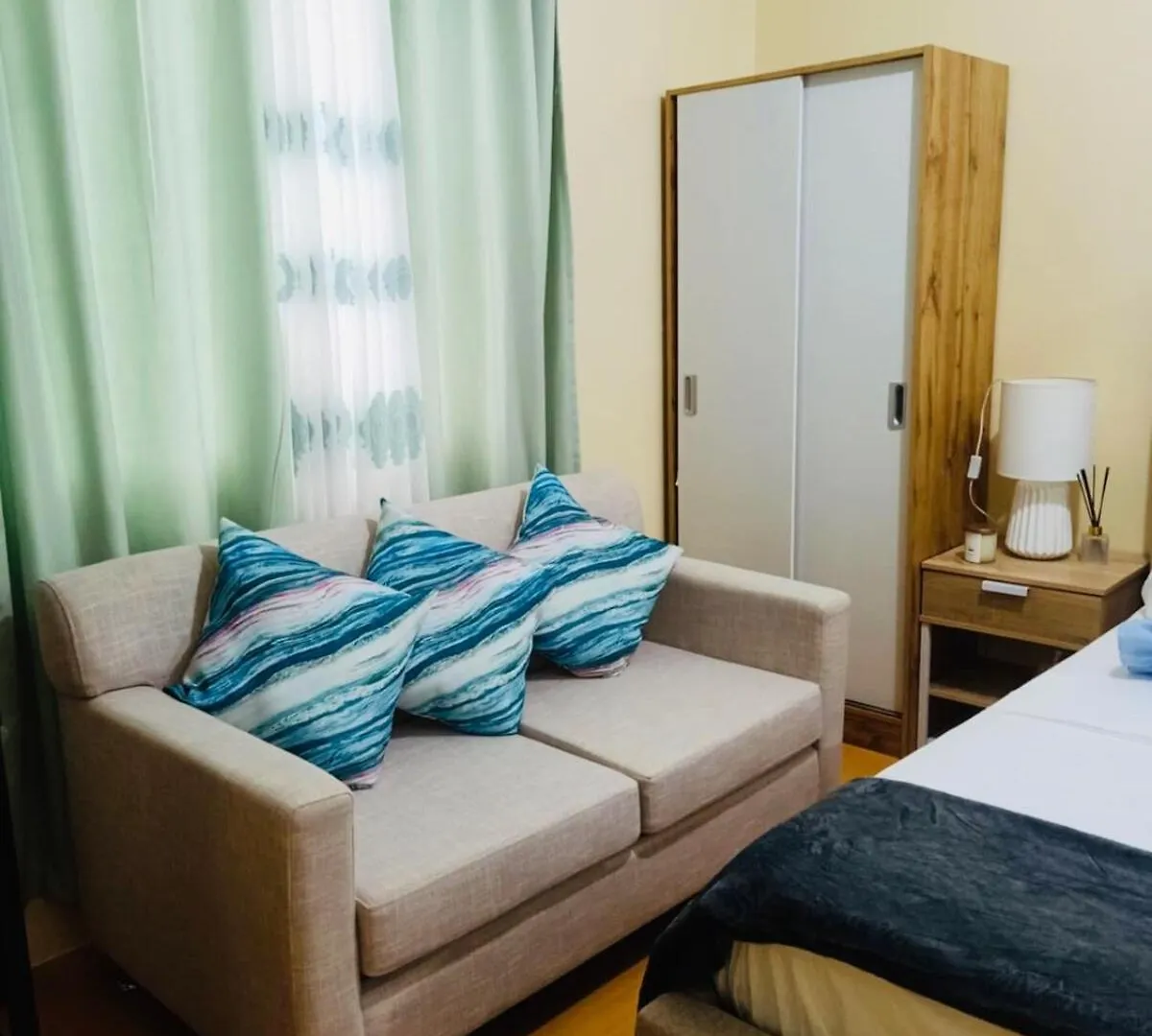Coho The Hermosa - Staycation Studio Unit And Balcony View With Swimming Pool And Open Court Access Manila Philippines